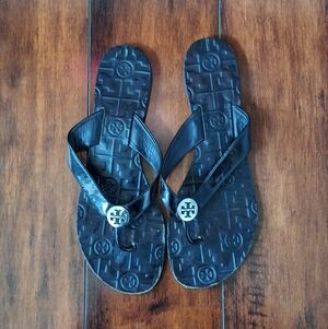 Tory Burch Thora Black Patent Logo Flips Flops Sandals Womens Sz 8